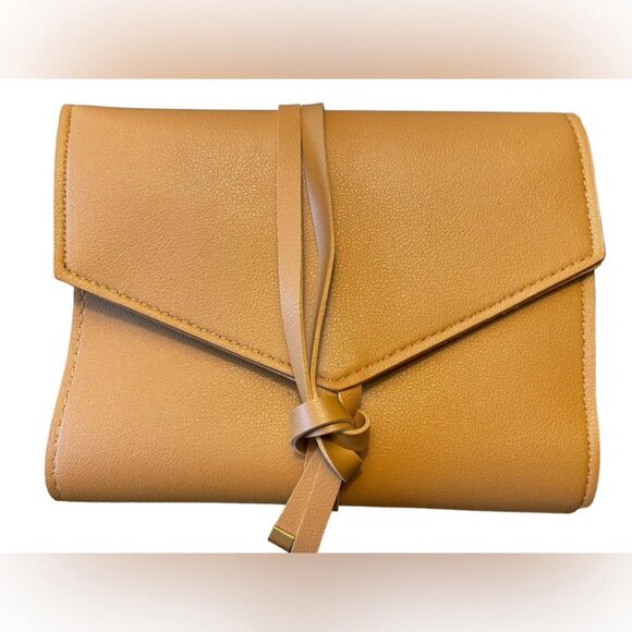 Glass Ladder & Co Tech Organizer - Picture 6 of 9